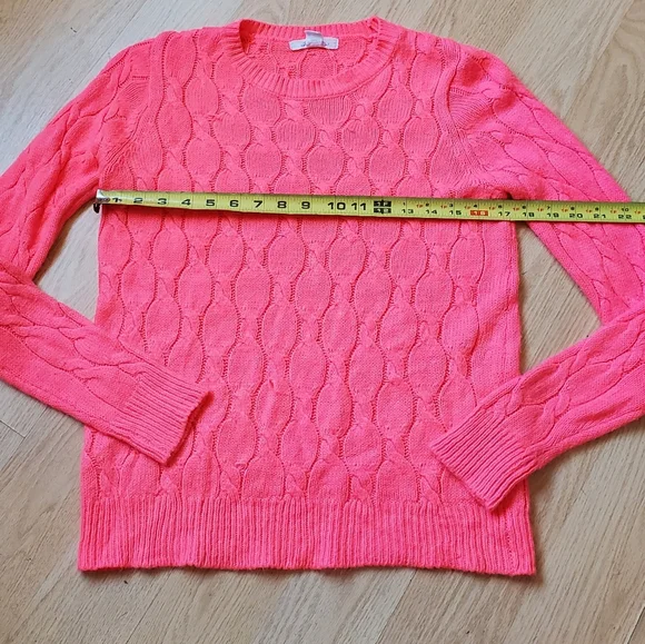 Forever 21 Woman's Size M Long Sleeve Sweater. - Picture 4 of 6